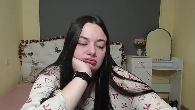 Snapshot of MilanaPrice chatting on 02/27/26, 06:24 MilanaPrice online show from 02/27/26, 06:24