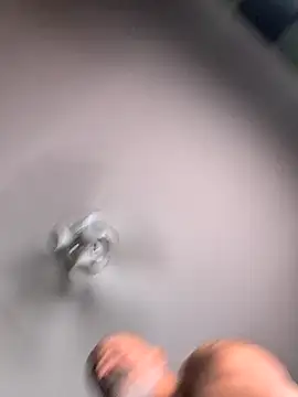 Snapshot of 1Pickles@xh chatting on 10/26/25, 05:02 1Picklesxh online show from 10/26/25, 05:02