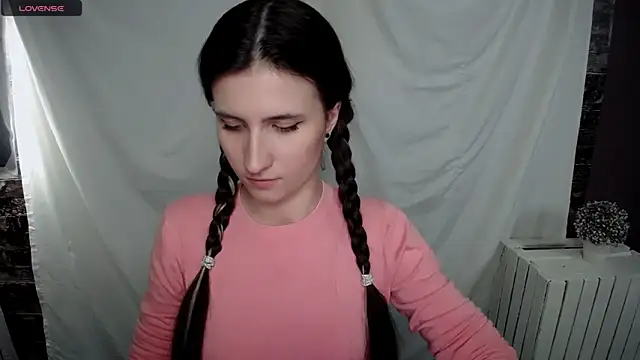 Snapshot of MaryEm976 chatting on 01/21/25, 12:18 MaryEm976 online show from 01/21/25, 12:18