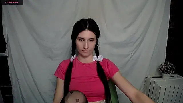 Snapshot of MaryEm976 chatting on 01/29/25, 08:08 MaryEm976 online show from 01/29/25, 08:08