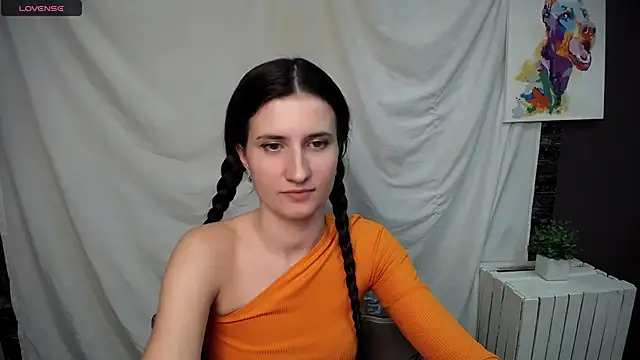 Snapshot of MaryEm976 chatting on 02/23/25, 03:18 MaryEm976 online show from 02/23/25, 03:18