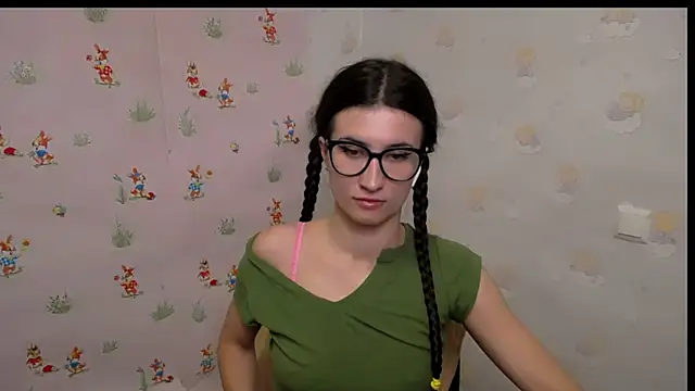 Snapshot of MaryEm976 chatting on 10/25/25, 07:38 MaryEm976 online show from 10/25/25, 07:38