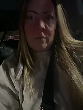 JESS LOVES online show from 02/06/25, 02:33