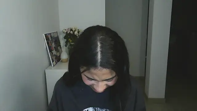 dark enchantress  online show from 01/12/25, 01:21