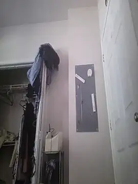 PartyAnimalfreak online show from 09/12/25, 07:47