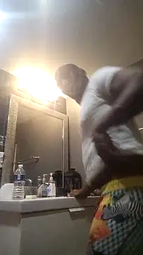 Snapshot of PartyAnimalfreak chatting on 03/17/26, 02:27 PartyAnimalfreak online show from 03/17/26, 02:27