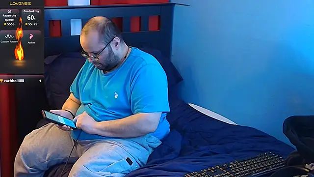 Snapshot of lefty15242 chatting on 01/08/26, 12:13 lefty15242 online show from 01/08/26, 12:13