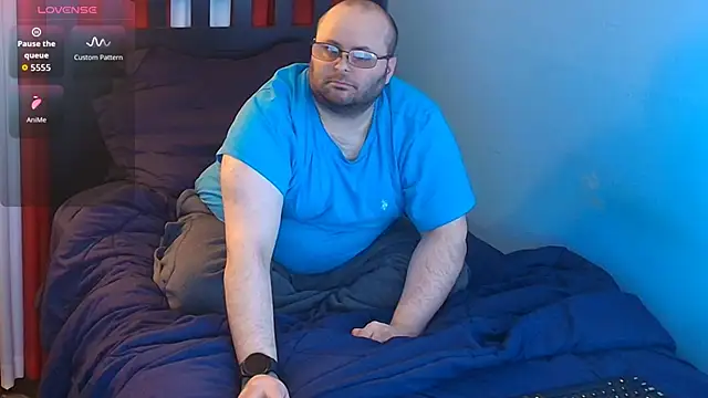 Snapshot of lefty15242 chatting on 03/28/26, 04:12 lefty15242 online show from 03/28/26, 04:12