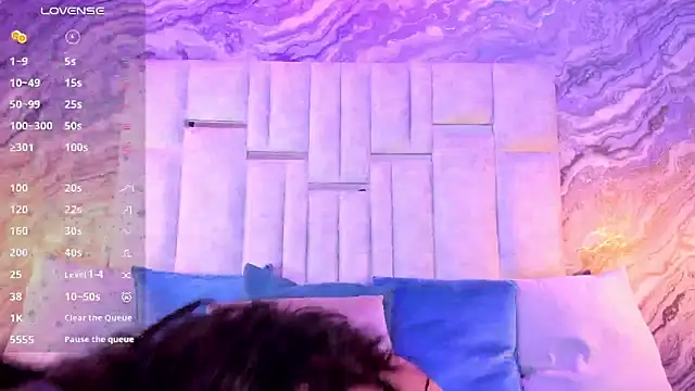 zarahfoster online show from 12/26/24, 03:49