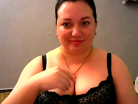 AmanaGi online show from 02/04/25, 04:39