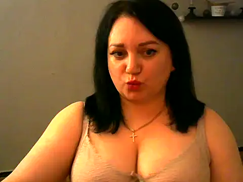 AmanaGi online show from 03/04/25, 04:52