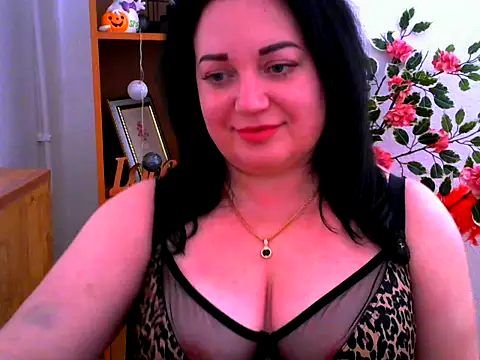 AmanaGi online show from 12/15/25, 04:55