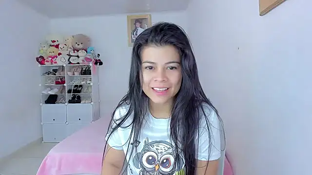 Snapshot of sweetnia chatting on 11/30/25, 03:05 sweetnia online show from 11/30/25, 03:05