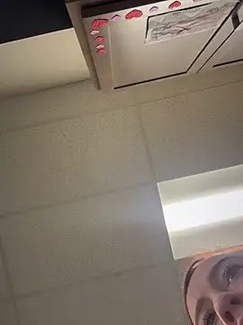 cinnatitties online show from 09/09/25, 05:01