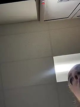 cinnatitties online show from 09/30/25, 04:45