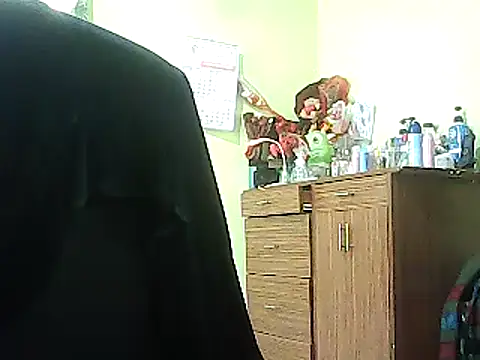 Snapshot of hott_scarlett chatting on 02/15/25, 02:15 hott scarlett online show from 02/15/25, 02:15