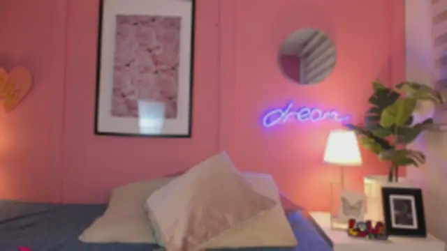 SoySaraa online show from 06/09/26, 06:14