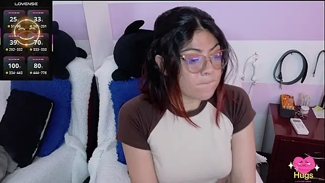 Catwhite  online show from 10/08/25, 07:11