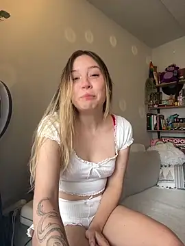 Darling XXX online show from 03/05/25, 08:00