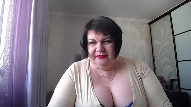 JuicyLady Di online show from 02/17/25, 09:24