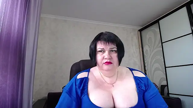 JuicyLady Di online show from 09/29/25, 05:01