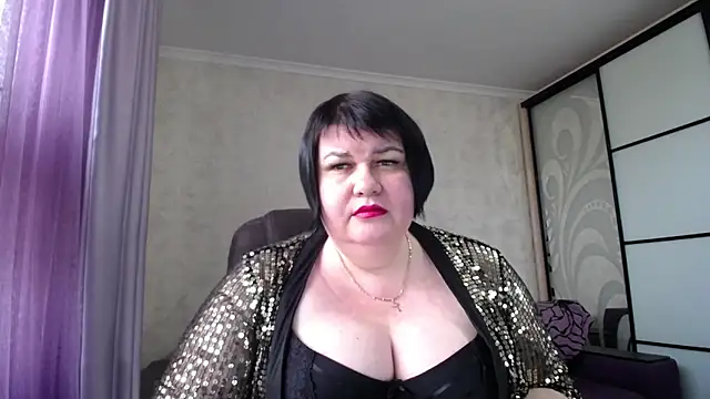 JuicyLady Di online show from 10/06/25, 08:01