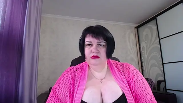 JuicyLady Di online show from 11/30/25, 05:55