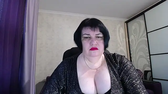 JuicyLady Di online show from 12/01/25, 05:45