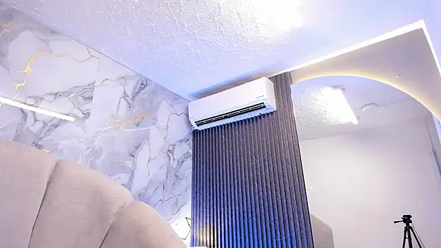 Katemoss70 online show from 03/20/25, 12:11