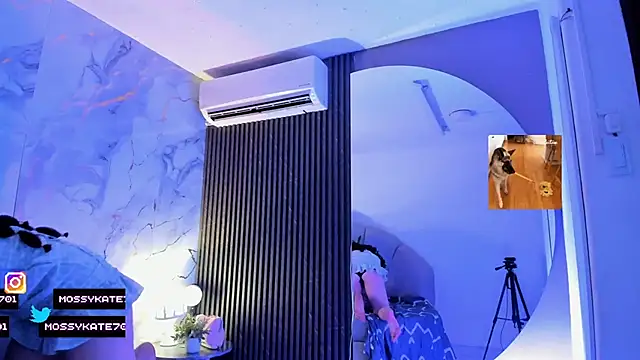 Katemoss70 online show from 09/19/25, 12:28