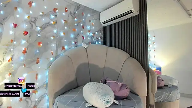 Katemoss70 online show from 11/10/25, 12:26