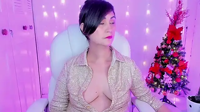 Snapshot of danielahot66 chatting on 12/25/24, 08:29 danielahot66 online show from 12/25/24, 08:29