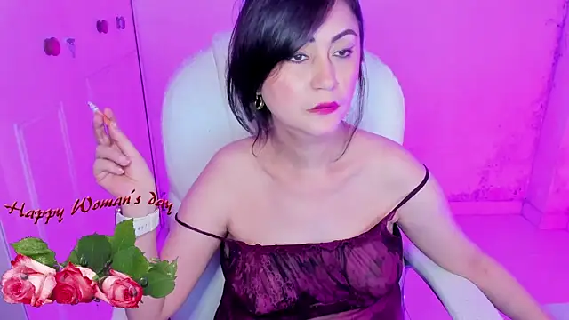 Snapshot of danielahot66 chatting on 03/08/25, 11:27 danielahot66 online show from 03/08/25, 11:27