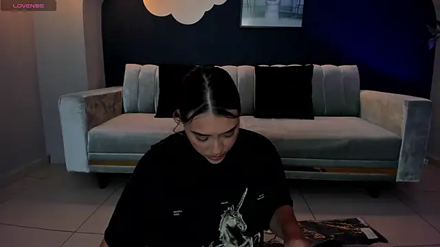 Snapshot of MartinnaBonnet chatting on 02/03/25, 01:30 MartinnaBonnet online show from 02/03/25, 01:30