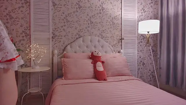 Wendy-Darling online show from 10/31/25, 01:06