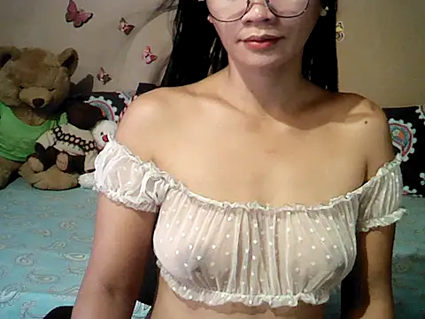 Mia Rein online show from 04/06/26, 01:58