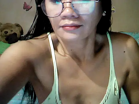 Mia Rein online show from 05/02/26, 02:05