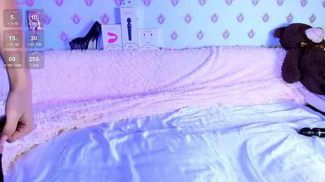 Briana Lovs online show from 04/30/26, 03:13