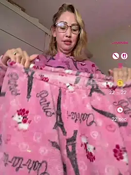 Snapshot of RAIRAsexy chatting on 06/29/26, 10:15 RAIRAsexy online show from 06/29/26, 10:15