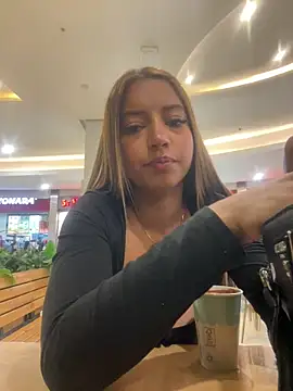 belaa 1 online show from 10/18/25, 09:26