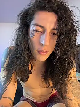 tommylongxx online show from 11/28/25, 01:19