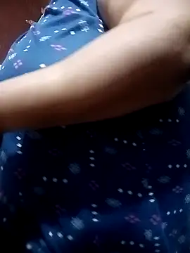 Snapshot of Pyarimoto chatting on 11/27/25, 05:53 Pyarimoto online show from 11/27/25, 05:53