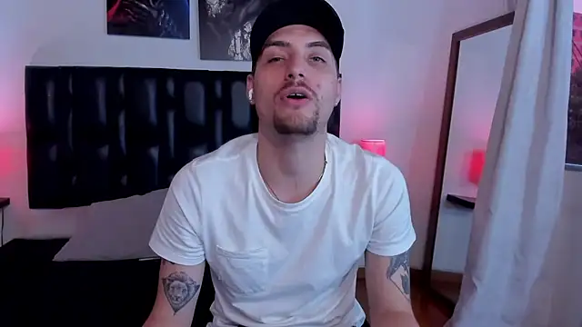 Pleasure Vibes23 online show from 02/08/25, 09:04