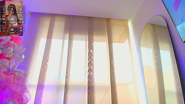 Snapshot of Pleasure_Vibes23 chatting on 11/27/25, 01:24 Pleasure Vibes23 online show from 11/27/25, 01:24