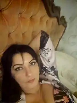 Snapshot of Flo_Sandra chatting on 01/16/25, 08:25 Flo Sandra online show from 01/16/25, 08:25