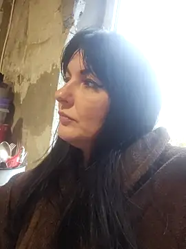 Snapshot of Flo_Sandra chatting on 10/21/25, 01:12 Flo Sandra online show from 10/21/25, 01:12