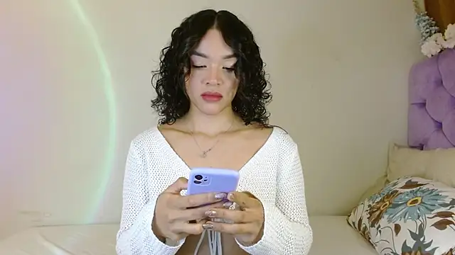 kiarablue online show from 06/23/26, 12:52