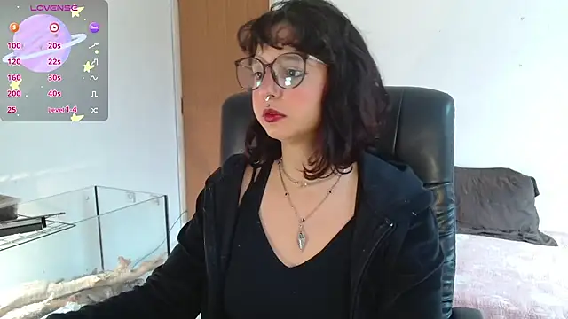 myamillor online show from 09/26/25, 12:20