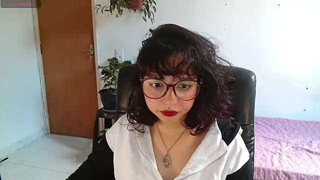 myamillor online show from 10/22/25, 10:59