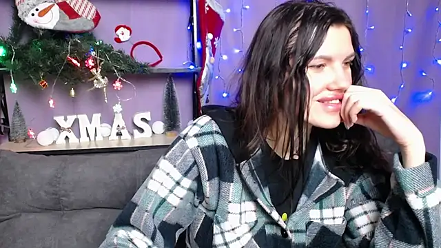 Snapshot of MilaLoona chatting on 01/07/25, 07:10 MilaLoona online show from 01/07/25, 07:10